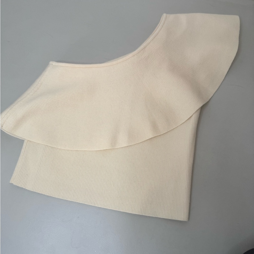 Wilfred Cream One-Shoulder Knit Top | Never Worn | Adorable Fit - Size M